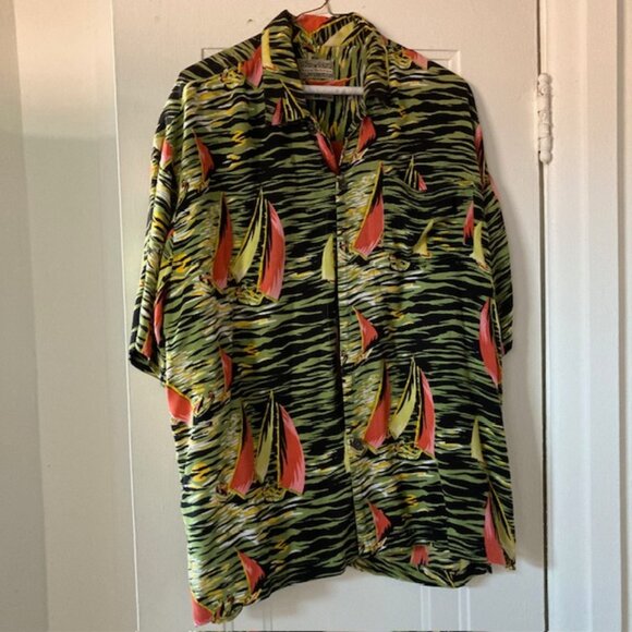 Royal Robbins vintage rayon L Hawaiian shirt sailboat pattern - Picture 1 of 4